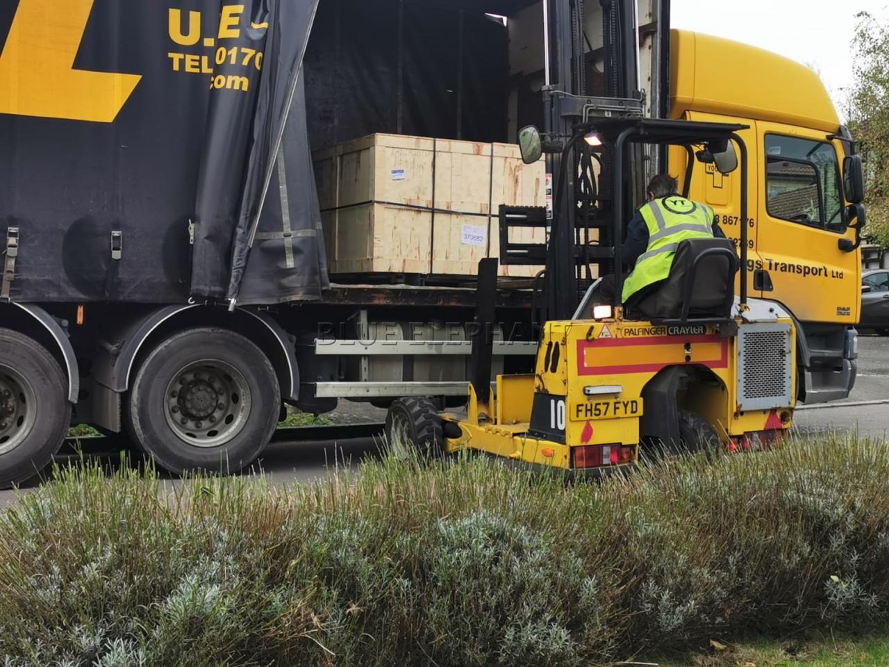 1530 Fiber Laser Cutting Machine For Stainless Steel Carbon Steel Metal Sheet 1530 Faserlaser-Schneidemaschine für Edelstahl-Kohlenstoffstahl-Bleche