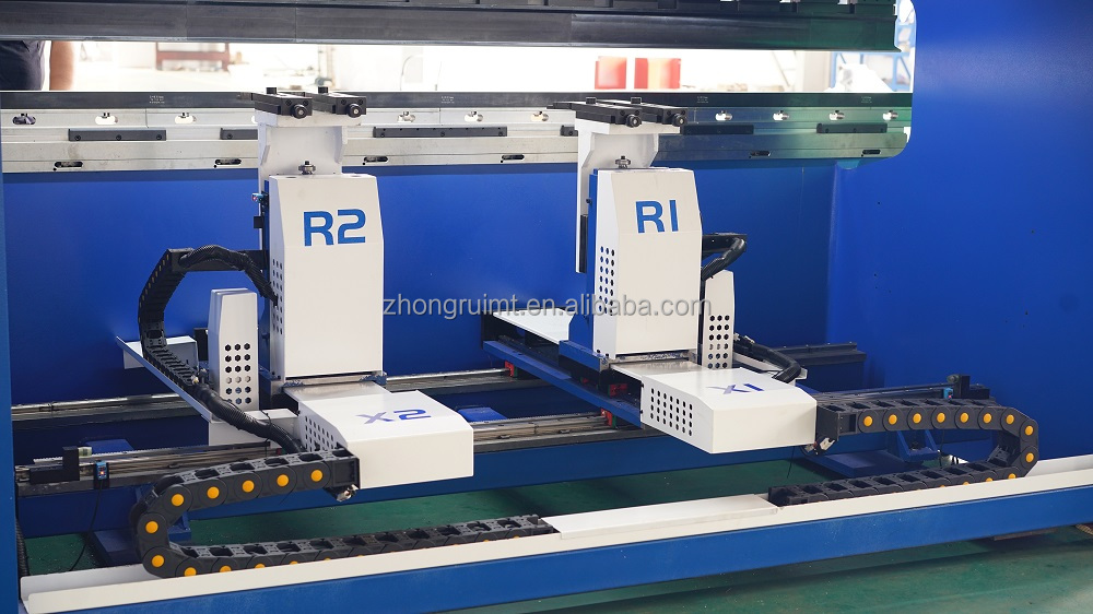 200t 300t Standard Industrial Press Brake Cnc Hydraulic Press Brake Machine 200 t 300 t Standard Industrielle Abkantpresse Cnc Hydraulische Abkantpresse
