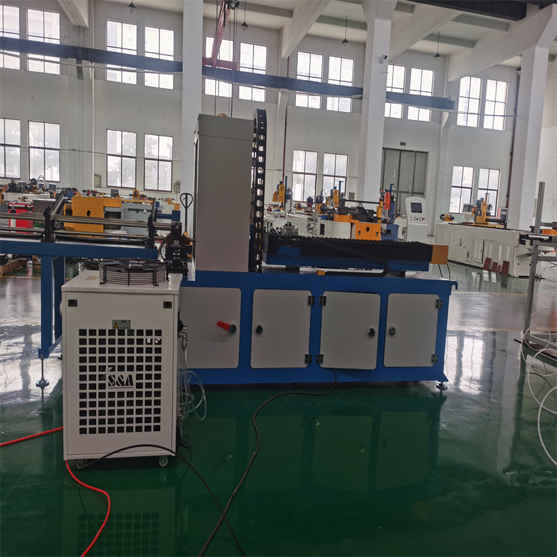 3015 Faserlaser-Schneidemaschine für Metallrohr-Kohlenstoffblech