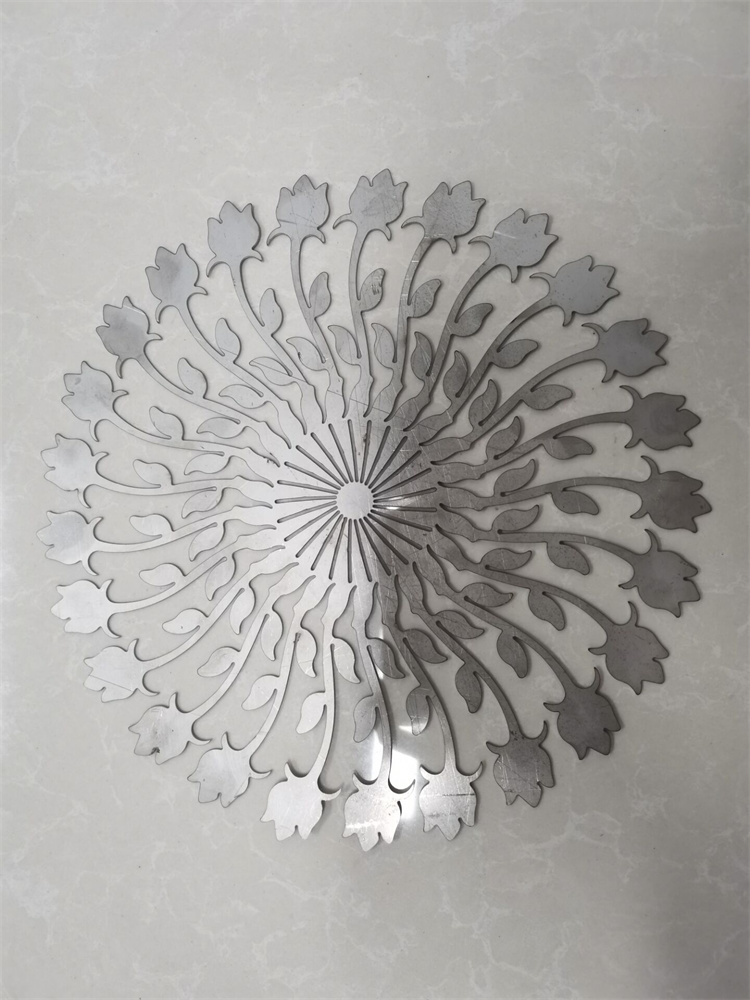 3015 Copper Carbon Stainless Steel Aluminum Iron Metal Cnc Fiber Laser Cutting Machine 3015 Kupfer-Kohlenstoff-Edelstahl-Aluminium-Eisen-Metall-CNC-Faser-Laser-Schneidemaschine