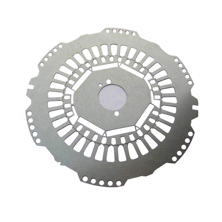 3015 Faserlaser-Metallschneidemaschine 1000 W 2000 W Max. Raycus-Laserleistung