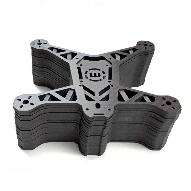 3015 Faserlaser-Metallschneidemaschine 1000 W 2000 W Max. Raycus-Laserleistung