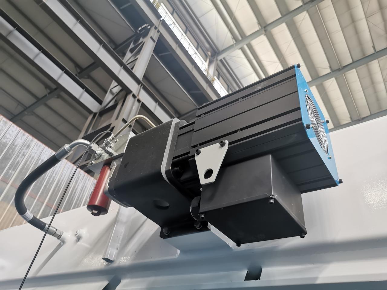 4 Axis Cnc Tandem Press Brake With Delem Da58t 2d Graphical Controller 4-Achsen-CNC-Tandem-Abkantpresse mit Delem Da58t 2D-Grafikcontroller