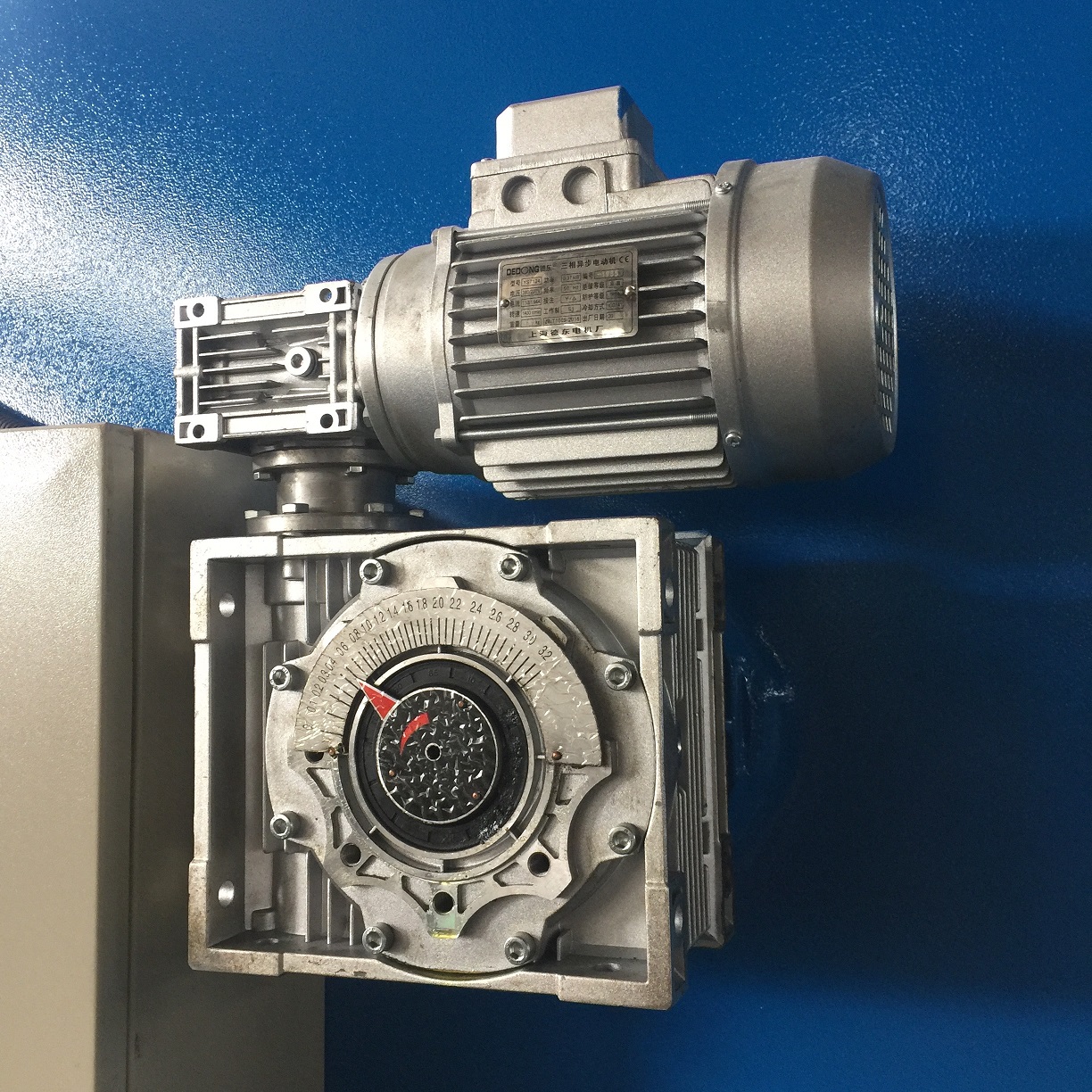 4mm Oem Qc11y-8x3200 Nc Hydraulic Guillotine Guillotine Shearing Machine 4mm Oem Qc11y-8x3200 Nc Hydraulische Guillotine-Guillotine-Schermaschine