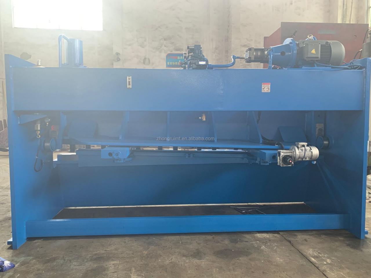 4mmx2500 Hydraulic Shearing Steel Plate Cutting Machinery Steel Plate Shear 4mmx2500 Hydraulisches Scheren von Stahlplatten-Schneidemaschinen Stahlplattenschere