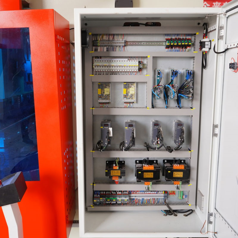 CNC Hydraulische Abkantpresse Modell Wc67k-80tx3200