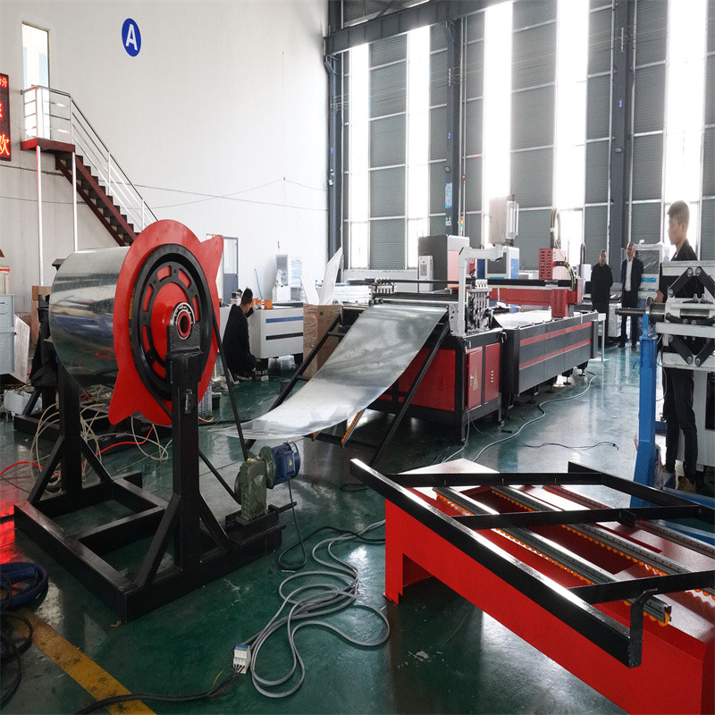 Raycus CNC 1000 W 1500 W 2000 W Rohr-Metallfaser-Laser-Schneidemaschine