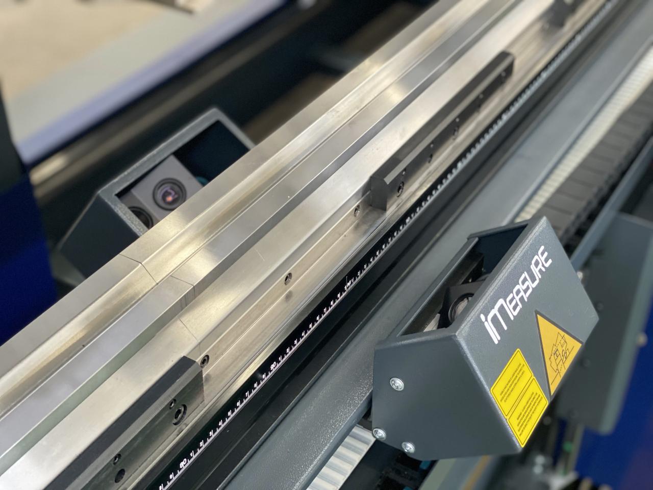 China 220t Cnc Bending Machine 6+1 Axis Hydraulic Press Brake Price China 220t Cnc Biegemaschine 6+1 Achse hydraulische Abkantpresse Preis