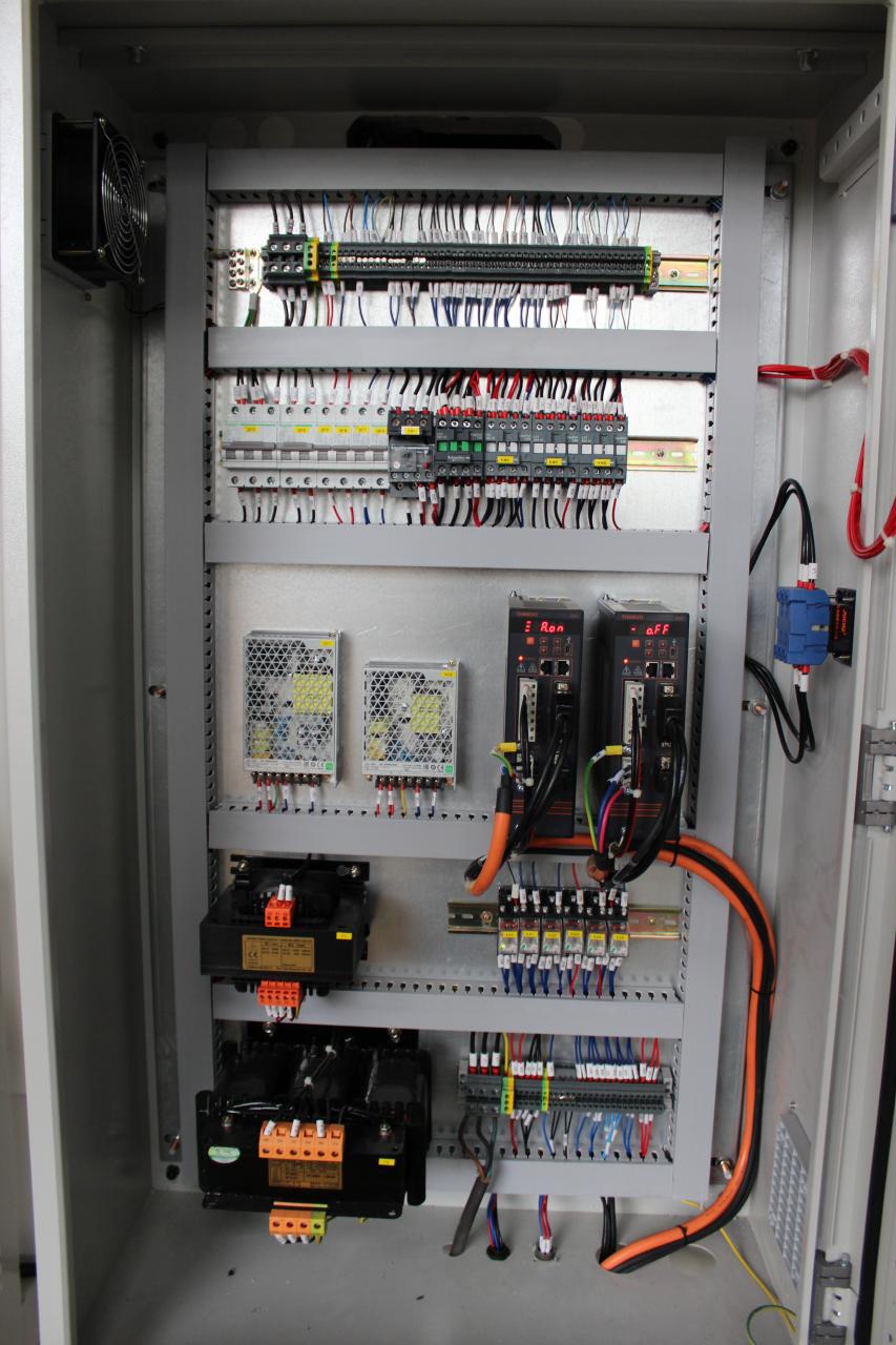 CNC-Metallabkantpresse