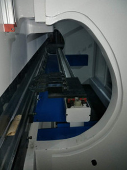 Da53t Cnc System Controller 125t4000 3+1 Axis Cnc Hydraulic Press Brake With Good Quality Da53t CNC-Systemsteuerung 125t4000 3 + 1-Achsen-CNC-Hydraulik-Abkantpresse mit guter Qualität