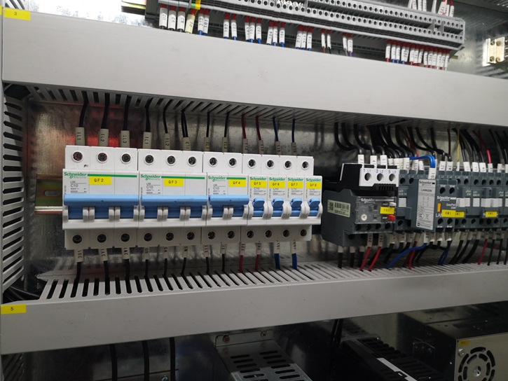 Delem Da66t 125 3+1 4+1 6+1 8+1 Cnc Hydraulic Press Brake For Metal Plate Bending Delem Da66t 125 3+1 4+1 6+1 8+1 Cnc hydraulische Abkantpresse zum Biegen von Metallplatten