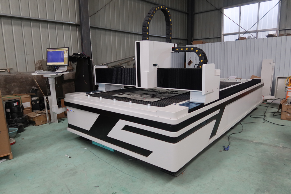 High Precision Fiber Laser Cutting Metal Stainless Steel Carbon 2000w Hochpräziser Faserlaser zum Schneiden von Metall, Edelstahl, Kohlenstoff, 2000 W