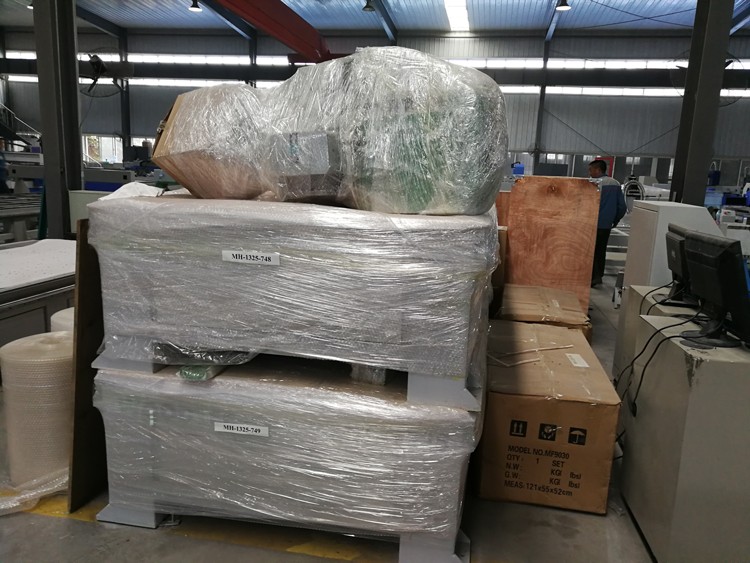 High Quality 1530 Fiber Laser Cutting Machine For Metal 500w 750w 1000w 1500w Hochwertige 1530 Faserlaser-Schneidemaschine für Metall 500 W 750 W 1000 W 1500 W