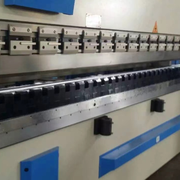 Hydraulic Press Brake Machine Acl Torsion Bar Synchro Mechanical Press Brake Hydraulische Abkantpresse Acl Torsionsstab Synchro Mechanische Abkantpresse