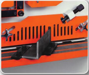 Metal Hydraulic IronWorker Machine Punching And Shearing Machine Metall Hydraulische IronWorker Maschine Stanz- und Schermaschine