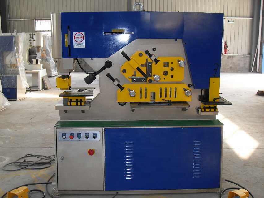 Q35y Series Multifunctional Hydraulic Iron Worker Combined Shearing And Punching Machine Kombinierte Scher- und Stanzmaschine der Q35y-Serie