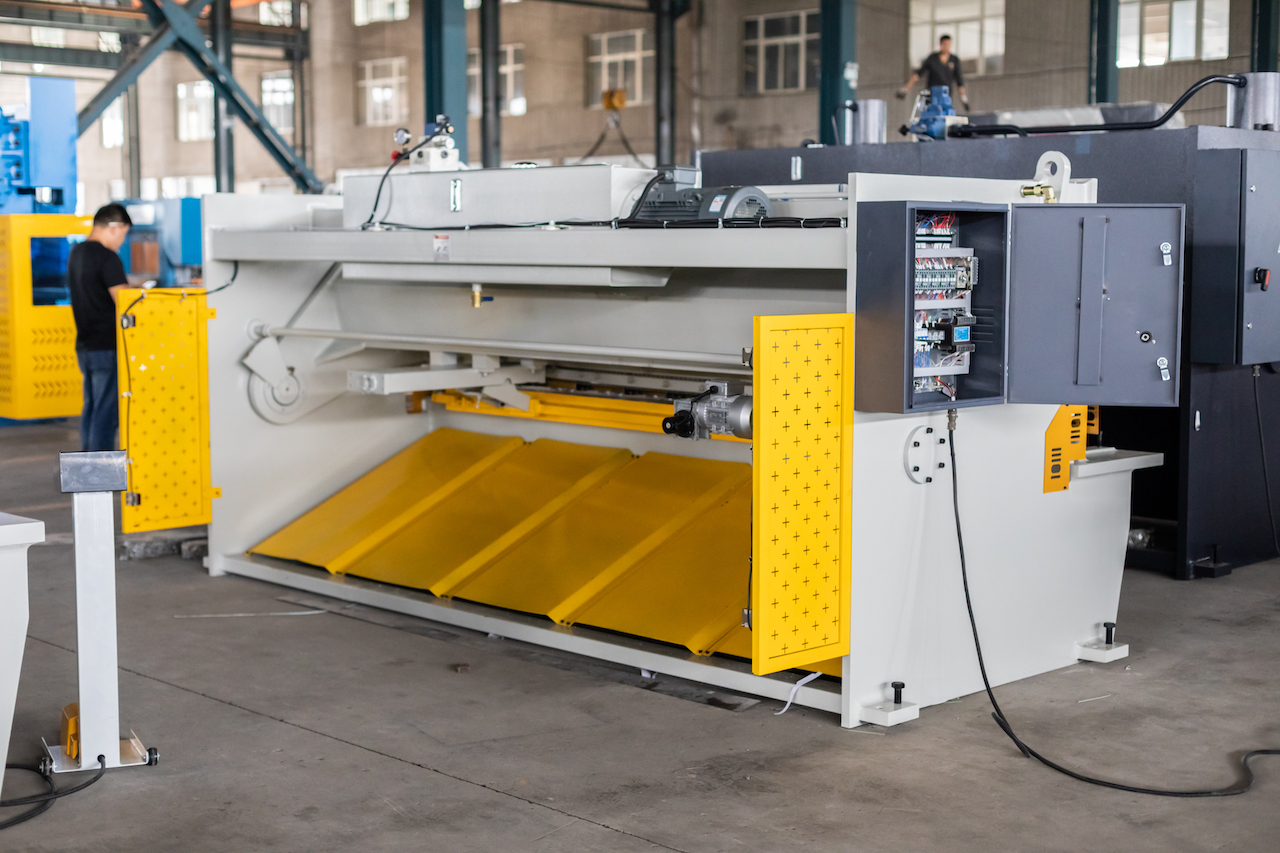 Qc11y 8x3200 Blechschermaschine Stahlblech Hydraulische Schermaschine