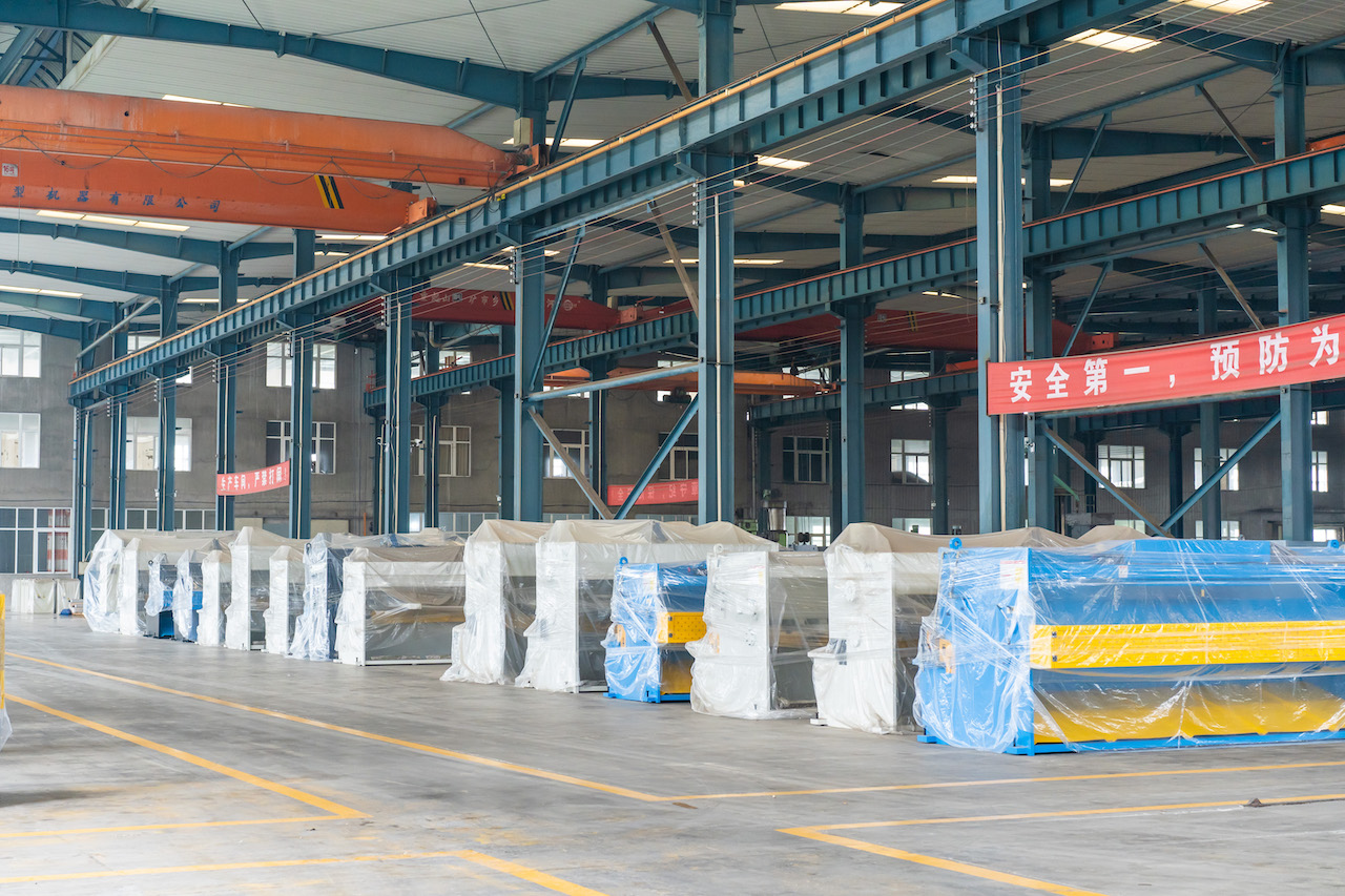 Qc11y 8x3200 Sheet Metal Shearing Machine Steel Plate Hydraulic Shearing Machine Qc11y 8x3200 Blechschermaschine Stahlblech Hydraulische Schermaschine