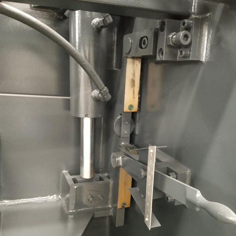 Qc12k-4x2500 Cnc Hydraulic Customized Shearing Machine Cutting Machine Qc12k-4x2500 Cnc Hydraulische kundenspezifische Schermaschine Schneidemaschine