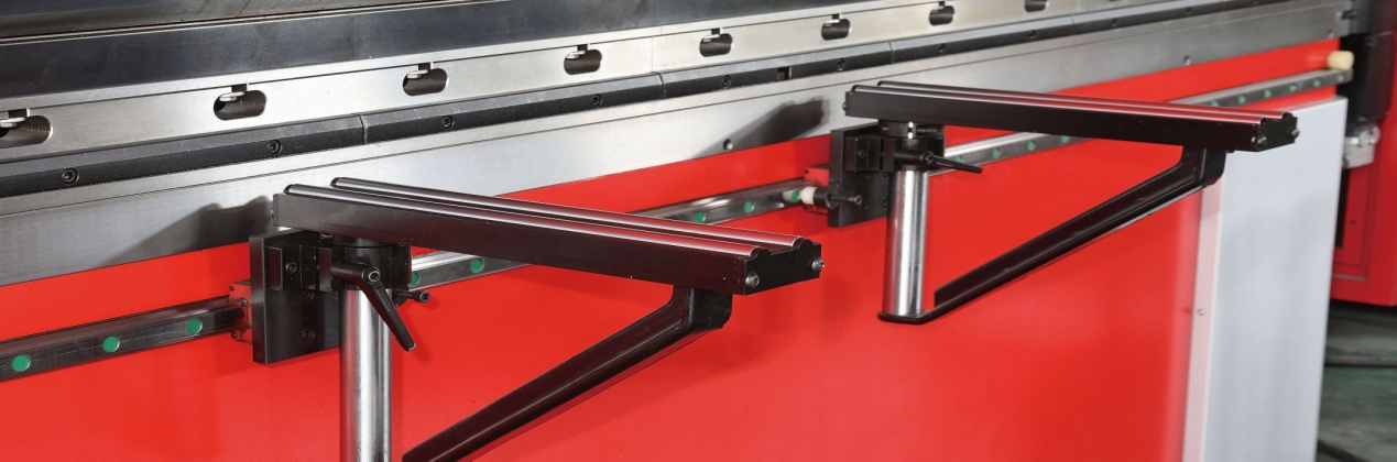 Steel Sheet Aluminum Bending Hydraulic Press Brake Machine Hydraulische Abkantpresse aus Stahlblech und Aluminium