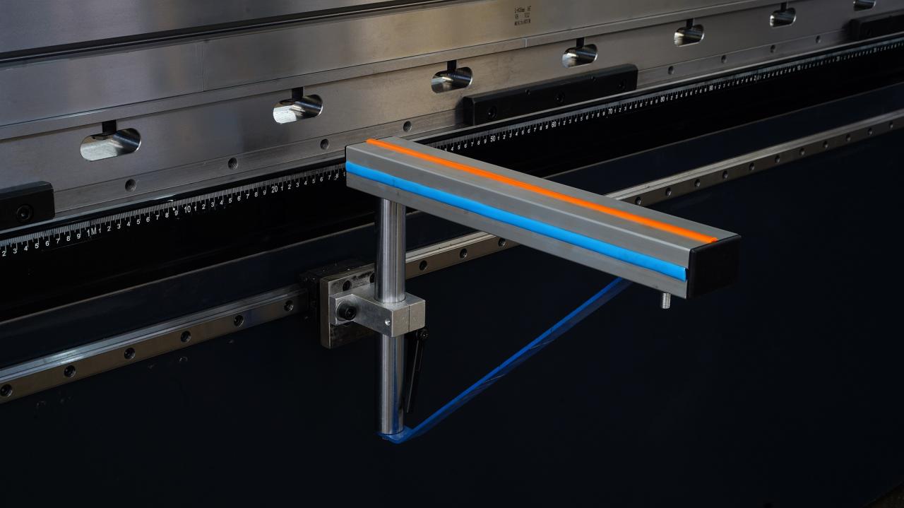 Wc67k-400T Cnc Plc Manuelle Blechbiegemaschine Hydraulische Nc Abkantpresse Maschine