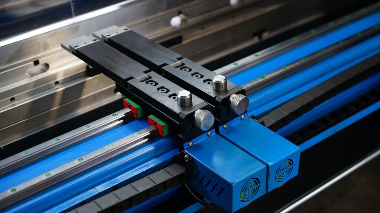 Wc67k-400T Cnc Plc Manuelle Blechbiegemaschine Hydraulische Nc Abkantpresse Maschine