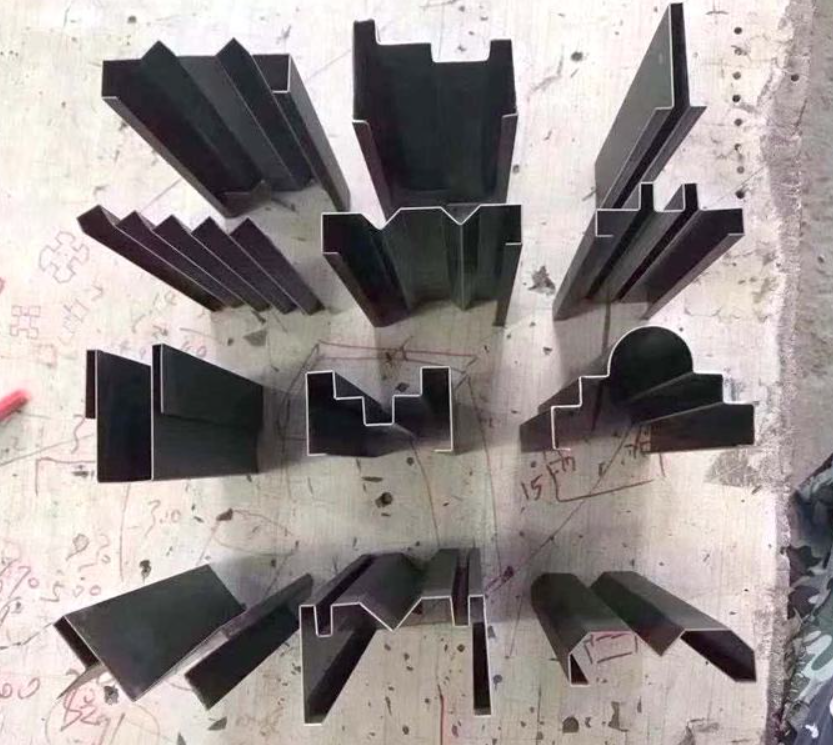 Wc67yk 80 100 160 200 Ton 3200mm E21 Nc Sheet Metal Oil Hydraulic Press Brake Price Wc67yk 80 100 160 200 Tonnen 3200 mm E21 Nc Blechöl Hydraulische Abkantpresse Preis